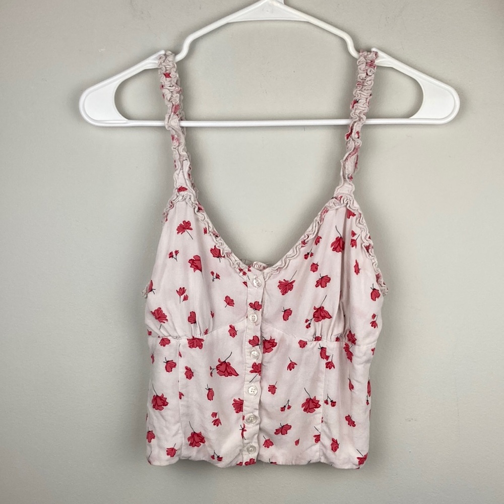 Lottie Moss (pacsun) summer crop top